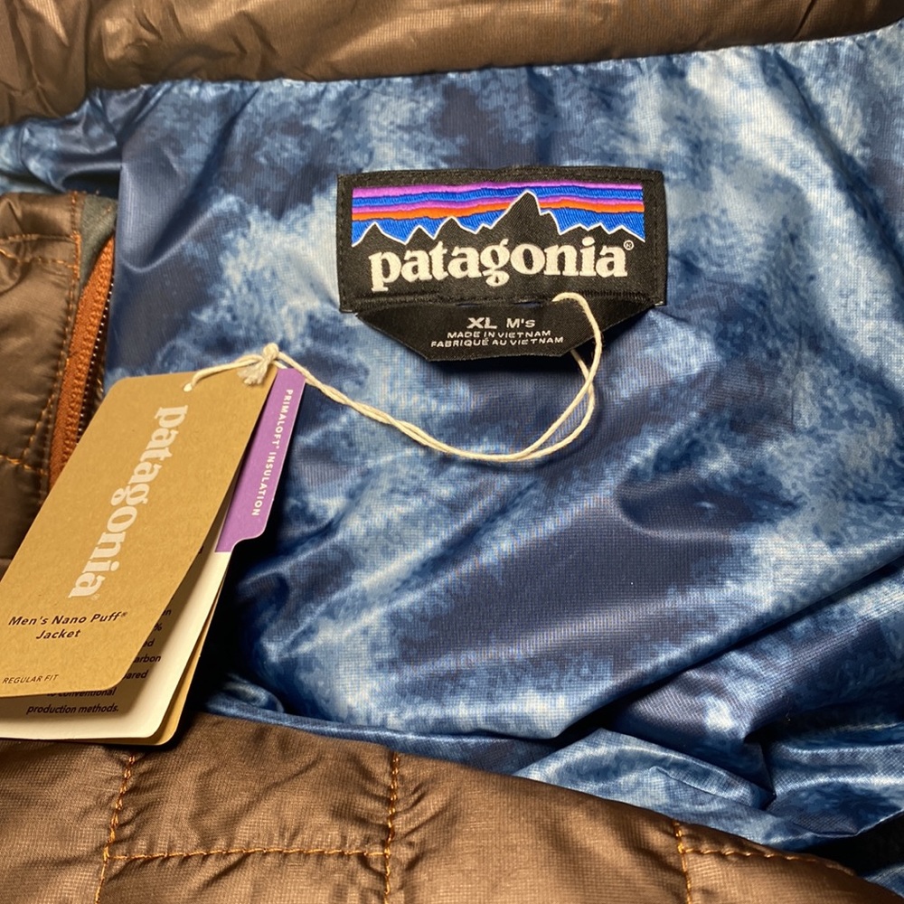 NEW 2022 Patagonia men’s Nano puff jacket XL & L Reg fit cone brown NWT perfect - Picture 14 of 14